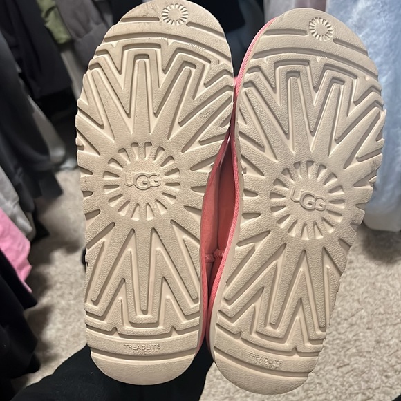 Ugg Ultra Mini - Picture 3 of 3